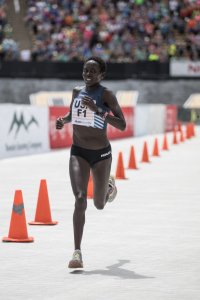 Aliphine Tillimuk finishes 2nd at the 2019 BOLDERBoulder